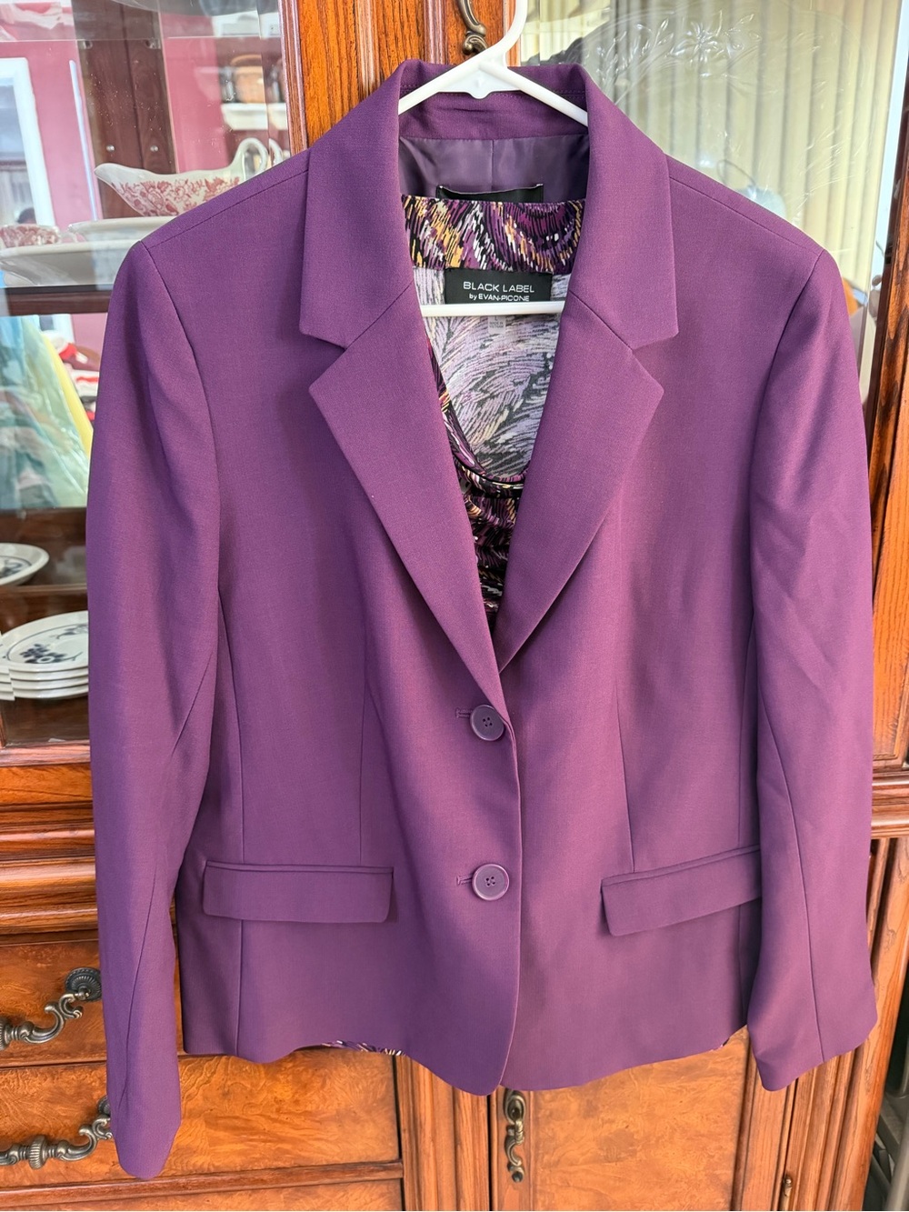 Black Label by Evan Picone Purple Tailored pants suite & Blazer with top